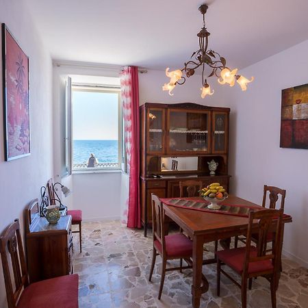 Maniace Sea View Apartment By Ortigia Apartments Syracuse Eksteriør billede