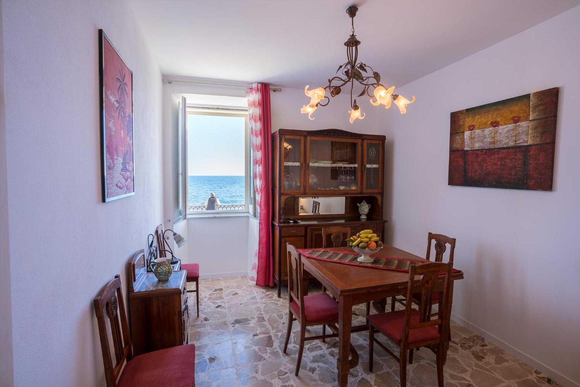Maniace Sea View Apartment By Ortigia Apartments Syracuse Eksteriør billede