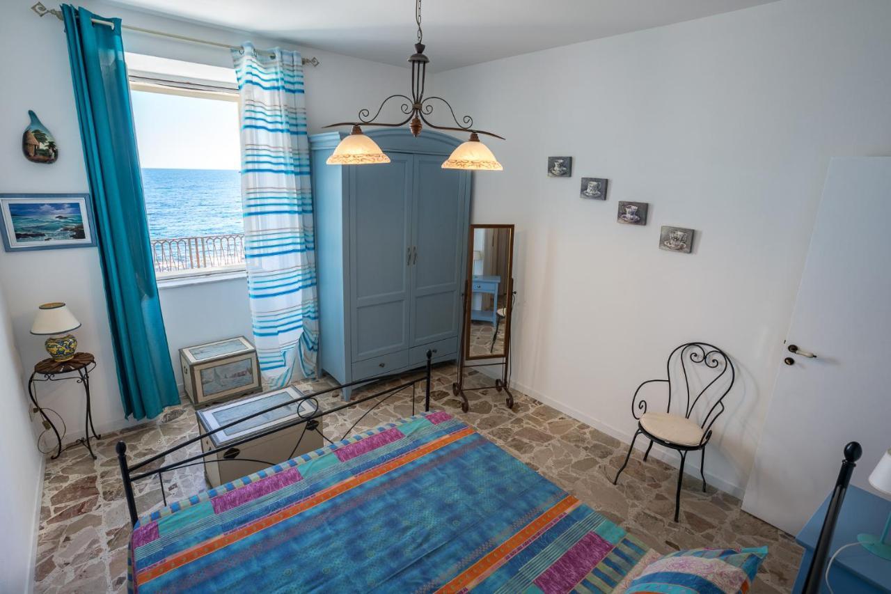 Maniace Sea View Apartment By Ortigia Apartments Syracuse Eksteriør billede